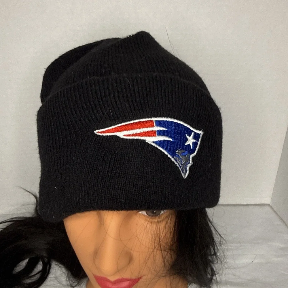 Vintage Logo‎ Athletic New England Patriots Striped Beanie Hat Blue Black USA